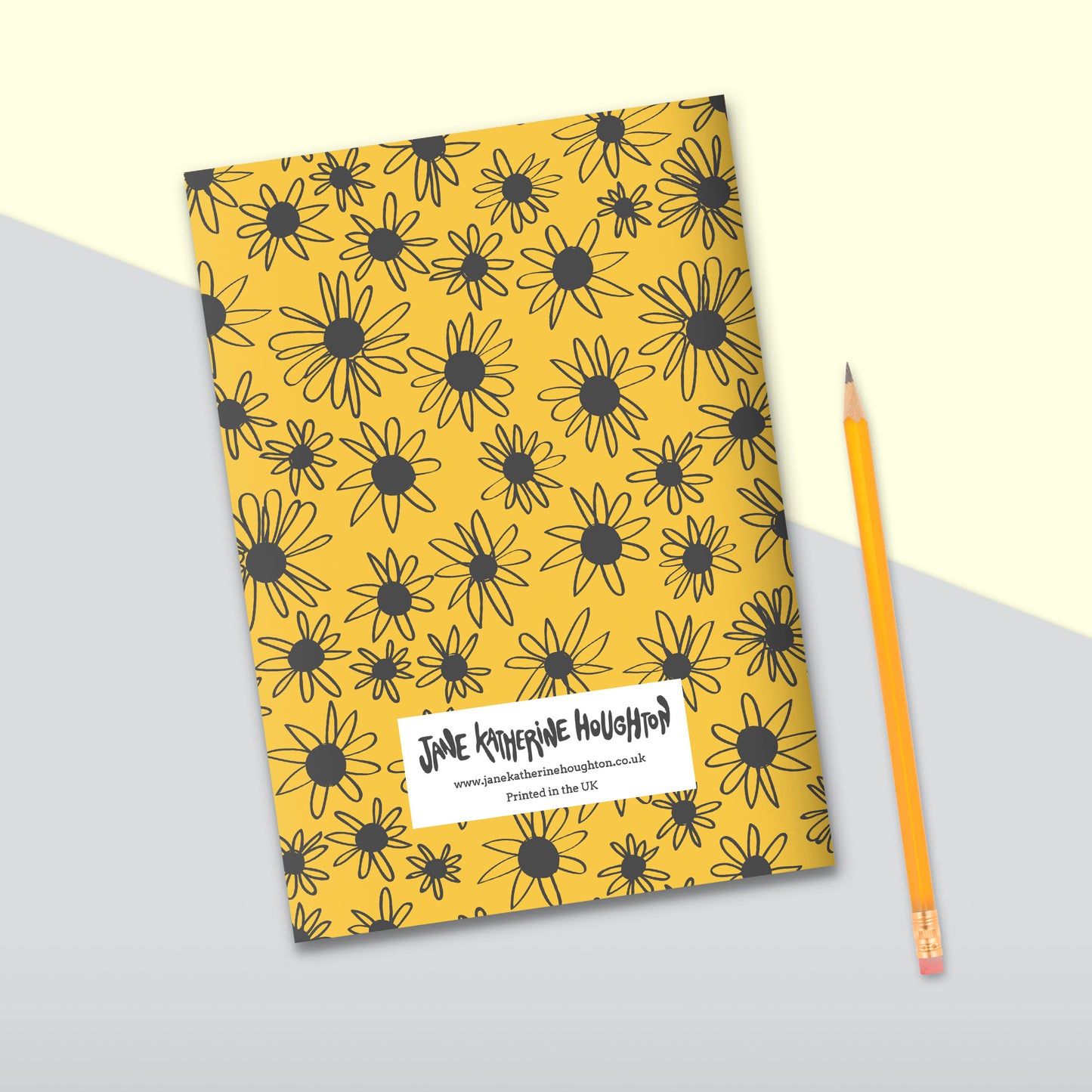 White Daisies Notebook | Plain Pages